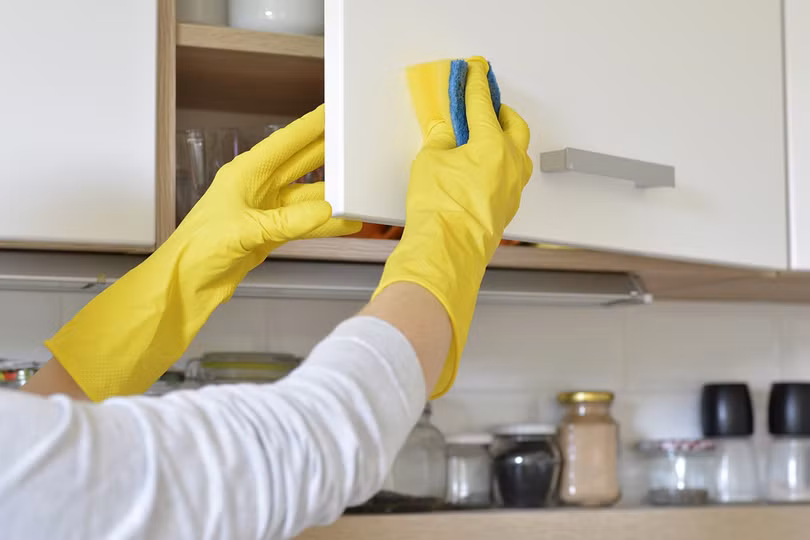 Mẹo nhỏ giúp căn bếp sạch bong vết dầu mỡ