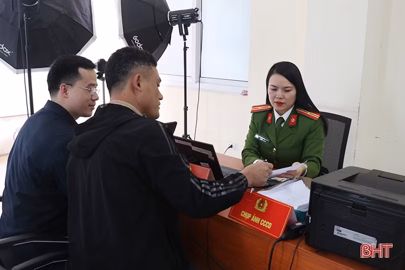 Hà Tĩnh: Hành trình trở thành tỉnh thứ 2 cả nước hoàn thành cấp căn cước công dân