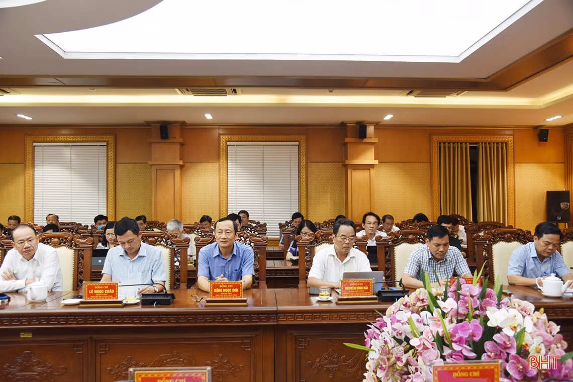 Tăng cường thực hiện quy chế dân chủ gắn với đổi mới phương thức lãnh đạo của các cấp ủy đảng