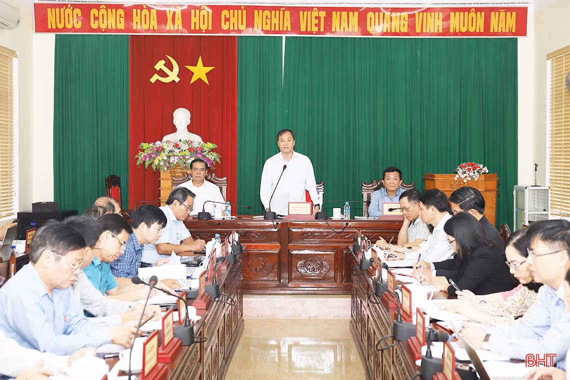 Xác minh, xử lý thông tin công dân phản ánh qua đường dây nóng