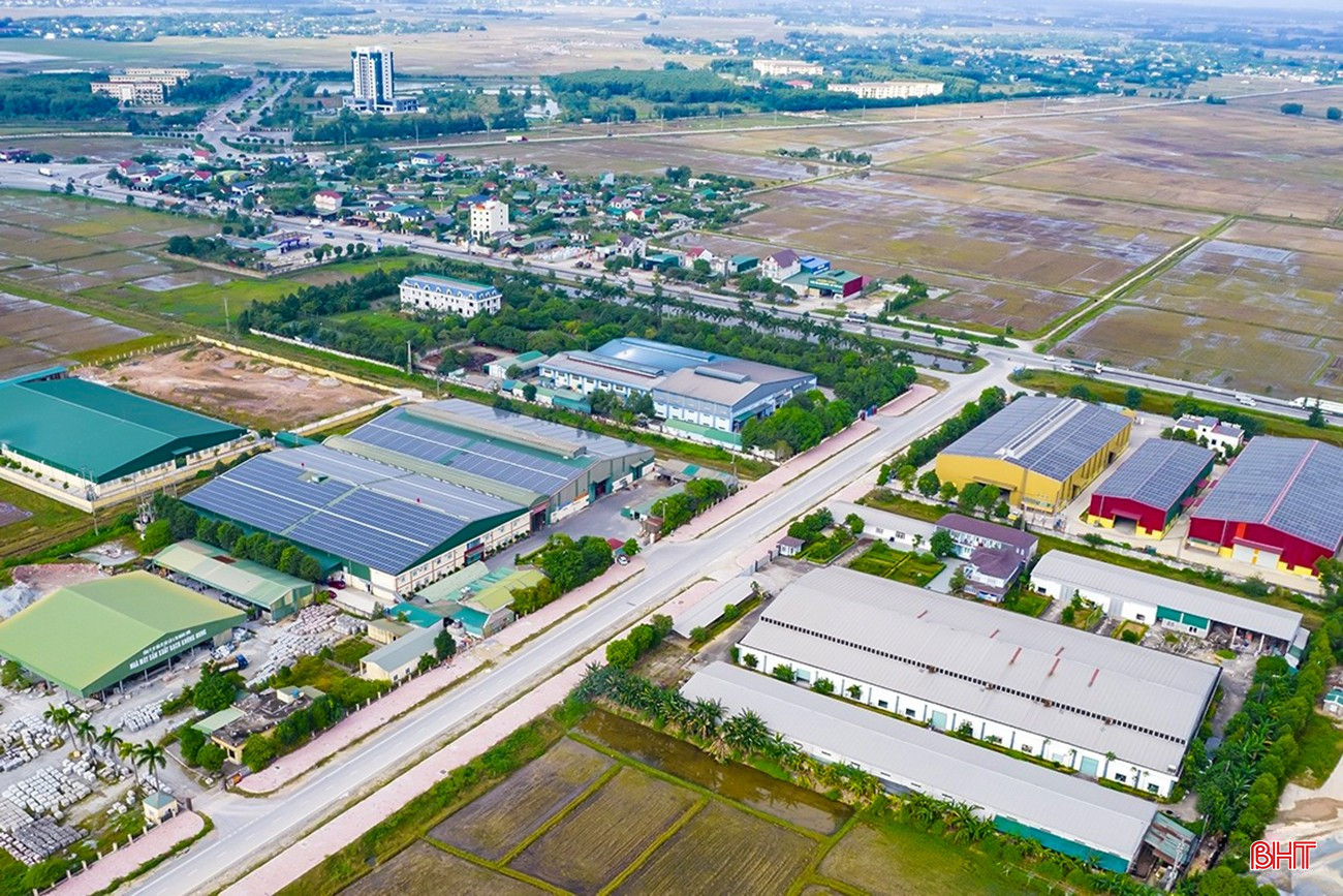 Cụm công nghiệp (CCN) Bắc Cẩm Xuyên đang sôi động từng ngày. bqbht_br_image-15-8745.jpg