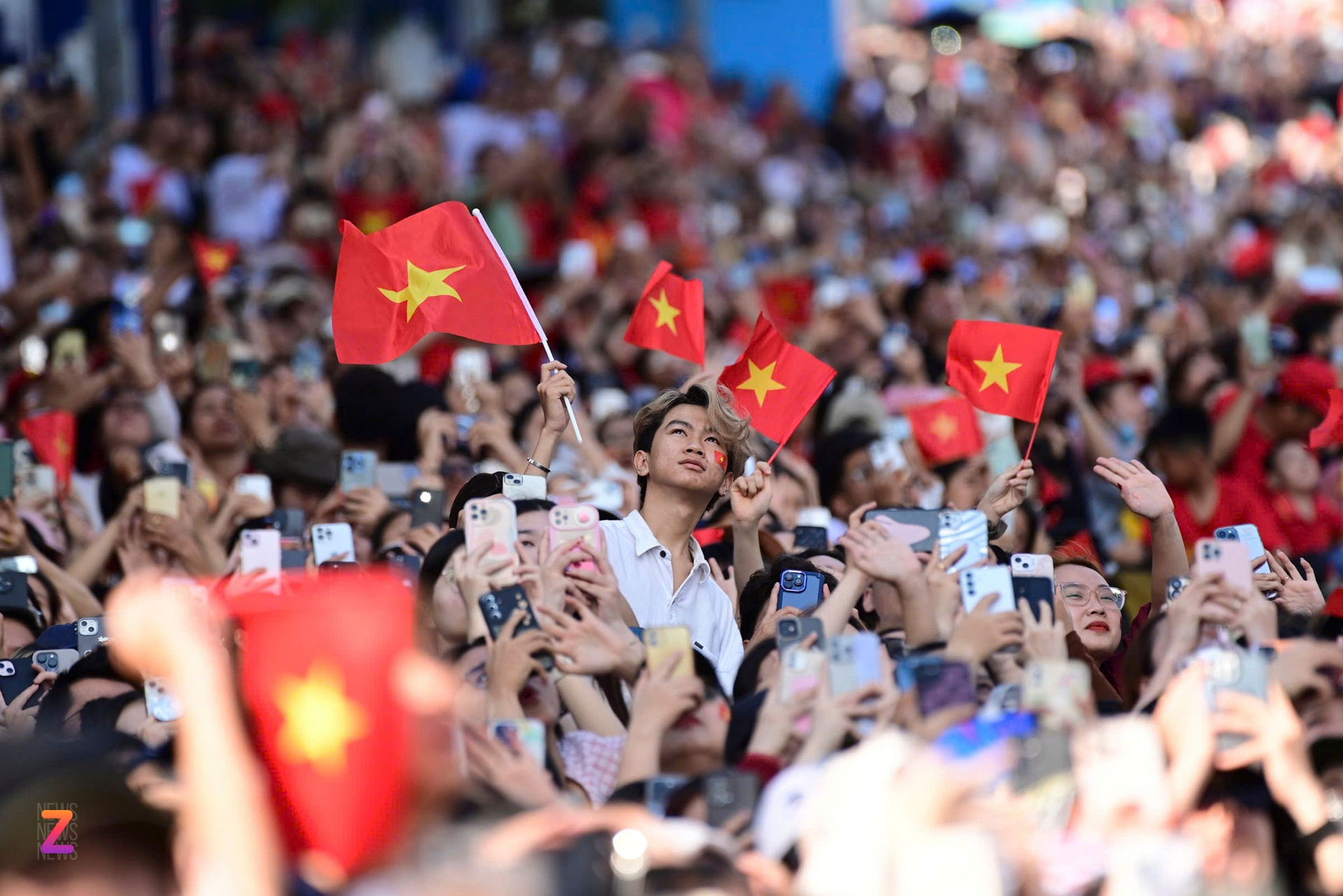 z6546062994521-ee351398410040618b94cd1ce3fe1ab4-znews.png