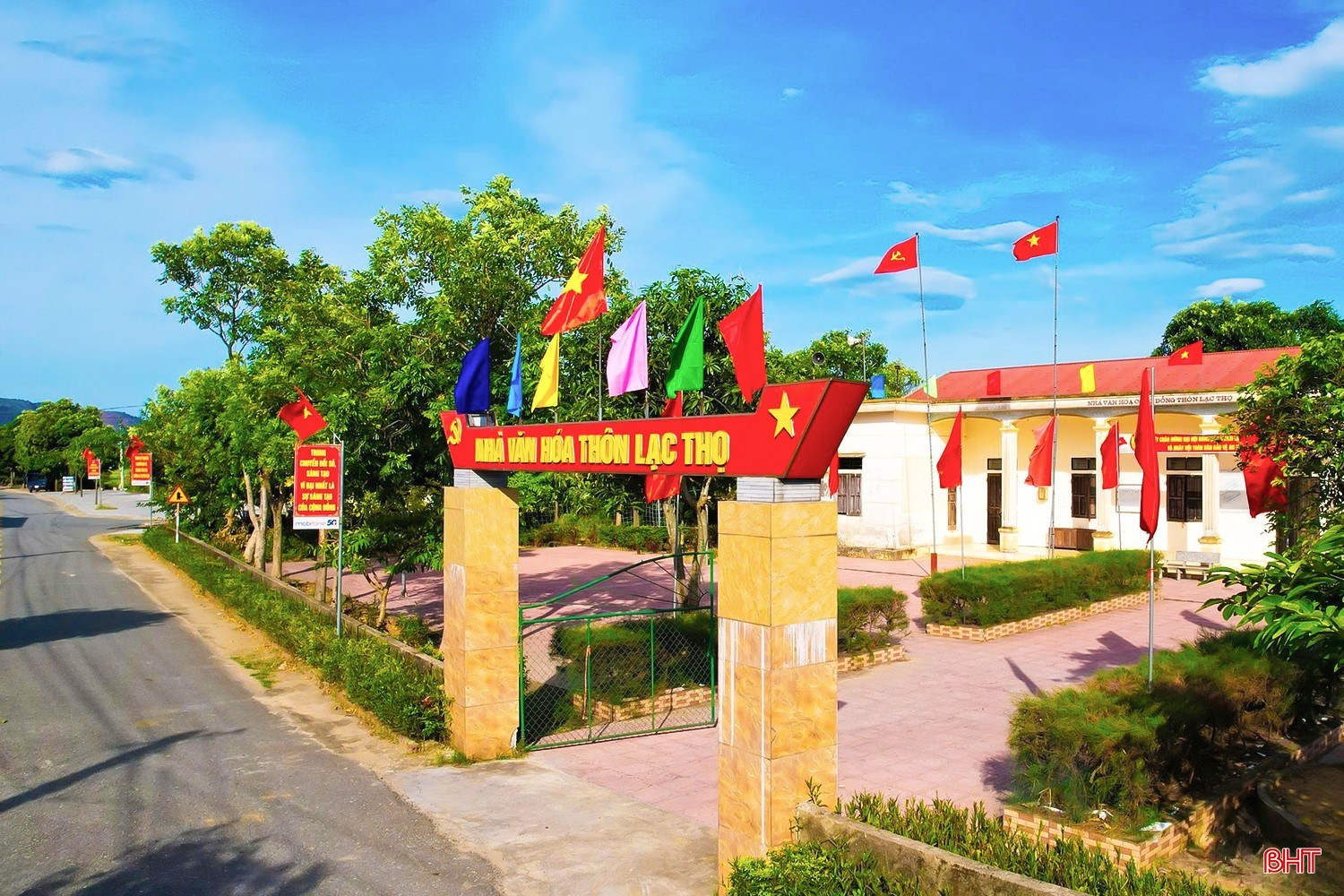 Khu dân cư kiểu mẫu thôn Lạc Thọ, xã Cẩm Lạc. Ảnh: Hương Thành bqbht_br_image-9-6092.jpg
