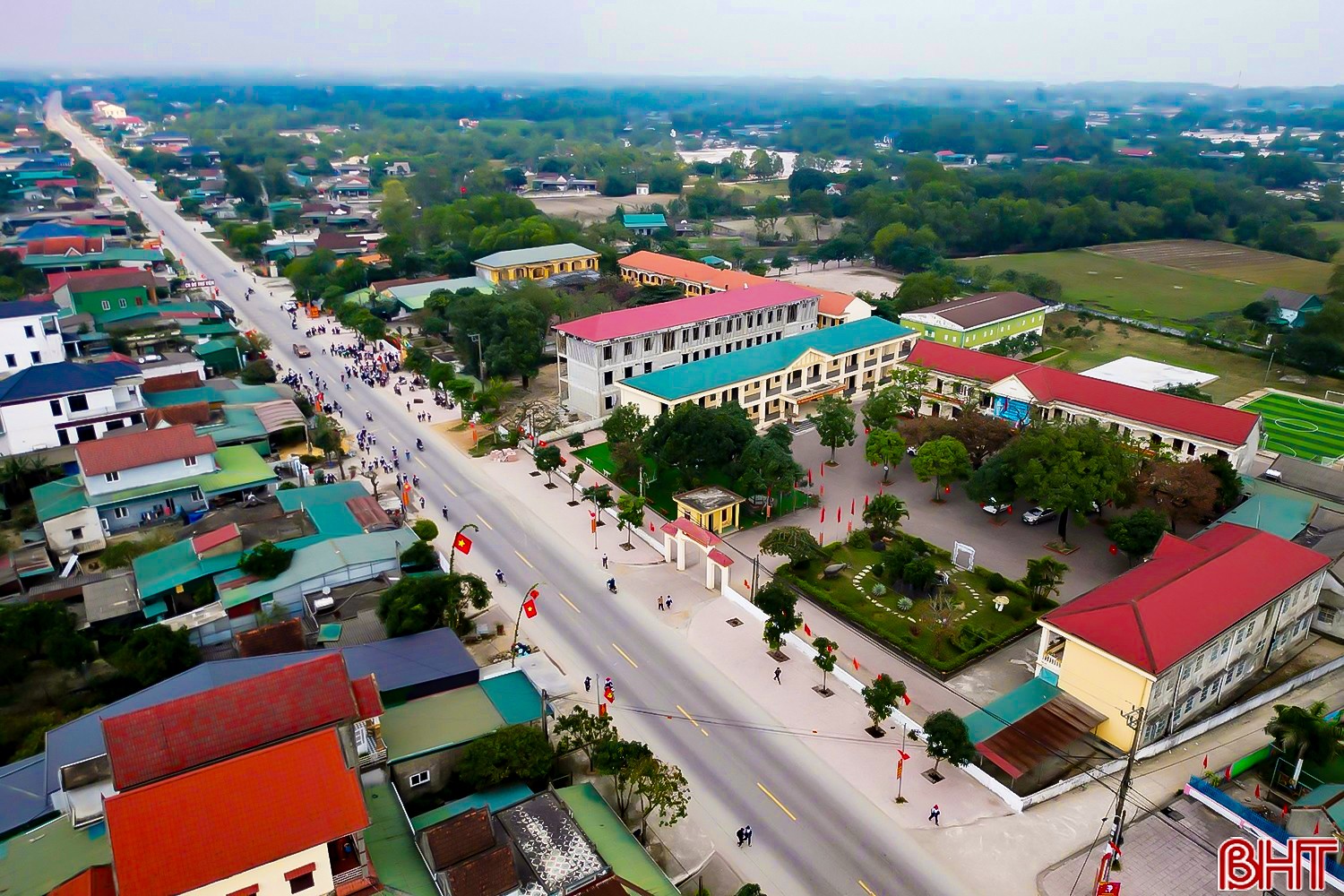 Xã Yên Hòa nằm trên trục đường ven biển Thạch Khê - Vũng Áng, thuận lợi cho phát triển kinh tế. a8.jpg
