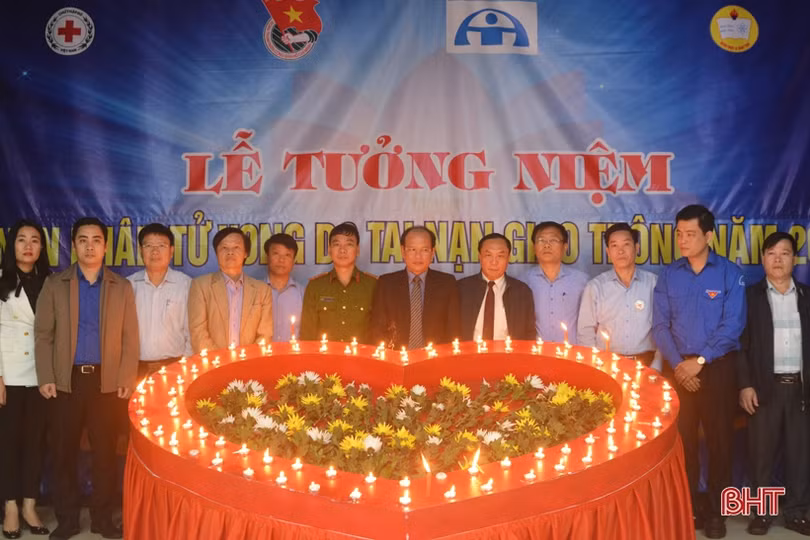 Xúc động lễ tưởng niệm nạn nhân tử vong do tai nạn giao thông