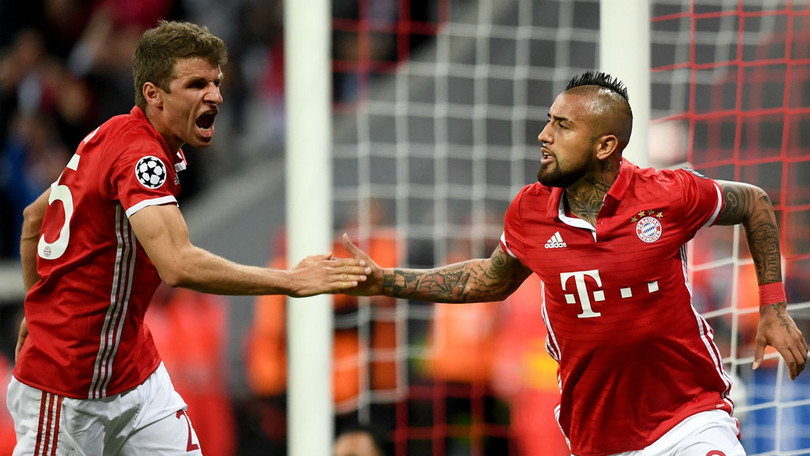 Bayern Munich (Đức): "Hùm xám" xứ Bavaria tiếp tục thể hiện sự thống trị tại Bundesliga khi lần thứ 6 liên tiếp giành chức vô địch. Mùa này, Bayern Munich còn bước lên ngôi vương trước 5 vòng đấu. Tuy nhiên, đội chủ sân Allianz Arena sẽ có tân huấn luyện viên ở mùa tới khi Niko Kovac sẽ thay thế Jupp Heynckes nghỉ hưu. xac dinh 9 doi bong lon du champions league mua 2018 19