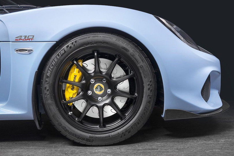 trinh lang xe the thao lotus exige sport 410 gia tu 2 64 ty