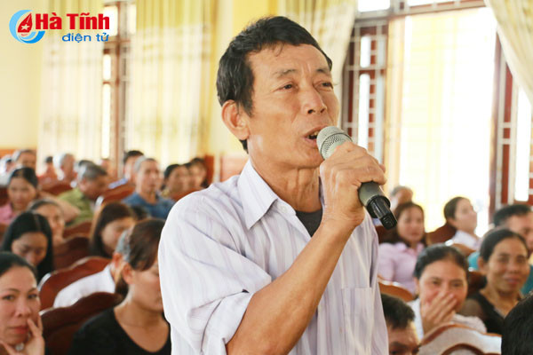 cu tri loc ha buc xuc truoc tinh trang cap mo vat lieu dat cay xang dau khong dung cho