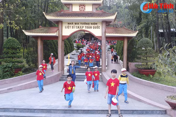 nga ba dong loc mau va hoa