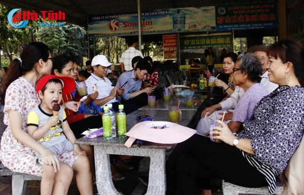 photo 3 ngay nghi le nga ba dong loc don hon 12 000 luot du khach