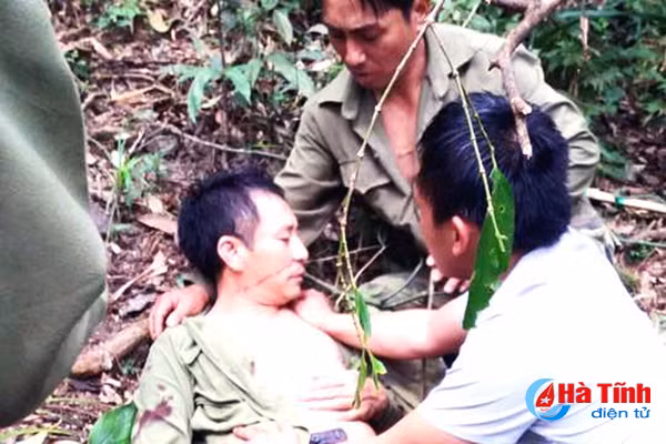 mot can bo bao ve rung bi tai nan nguy kich tren duong tuan tra