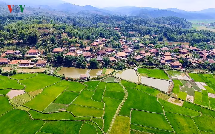 Ảnh: Ngắm sự đổi thay của Chiến trường Điện Biên Phủ từ trên cao