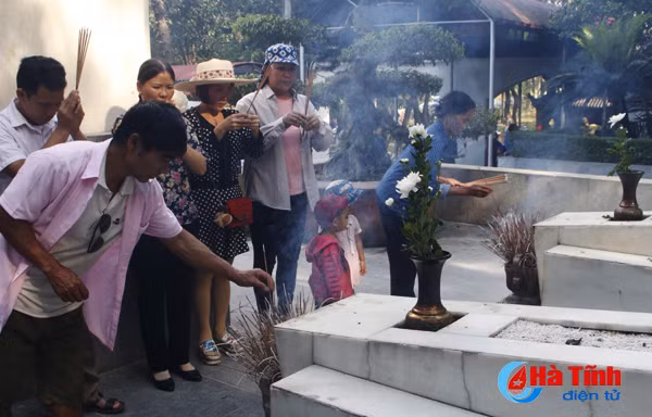 photo 3 ngay nghi le nga ba dong loc don hon 12 000 luot du khach