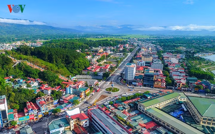 Ảnh: Ngắm sự đổi thay của Chiến trường Điện Biên Phủ từ trên cao