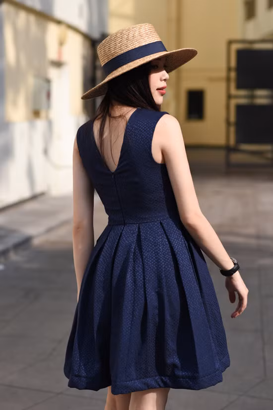 5 kieu trang phuc xay dung net hien dai cho nang van phong