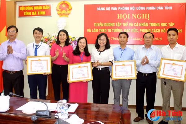 tuyen duong nhieu tap the ca nhan hoc tap va lam theo guong bac