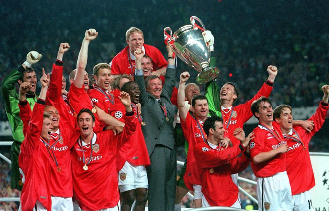 sir alex ferguson nhap vien khan cap do suc khoe suy kiet