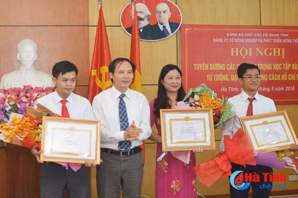 tuyen duong nhieu tap the ca nhan hoc tap va lam theo guong bac