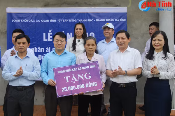 dang uy khoi co quan tinh ha tinh do dau thach dong xay dung ntm