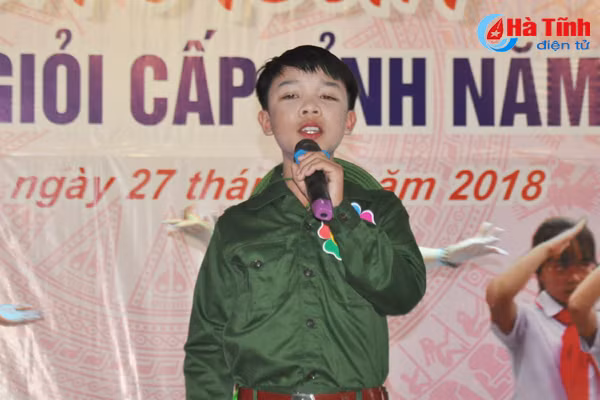 13 chi huy doi gioi cap tinh duoc trao thuong