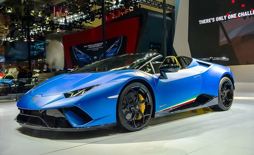 lamborghini huracan performante spyder lan dau ra mat chau a