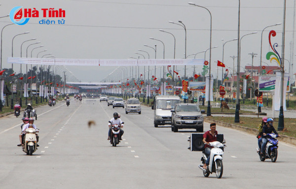 du khach den bien loc ha dong nhu hoi