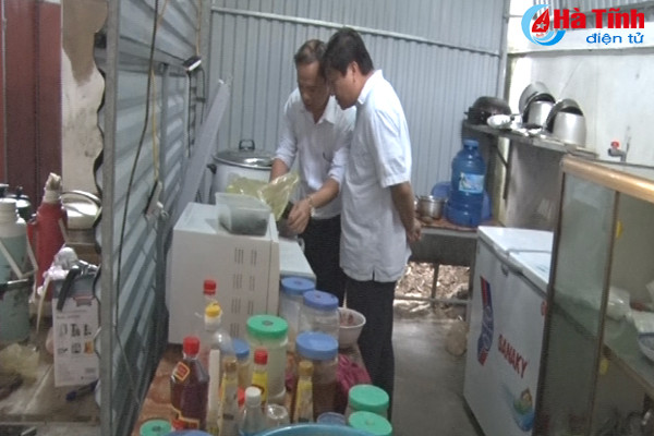 huong khe xu phat 4 co so vi pham ve sinh an toan thuc pham