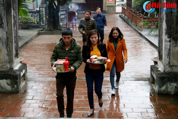 tang gio mo cua chuan hoa doi ngu thay le tai den ba hai