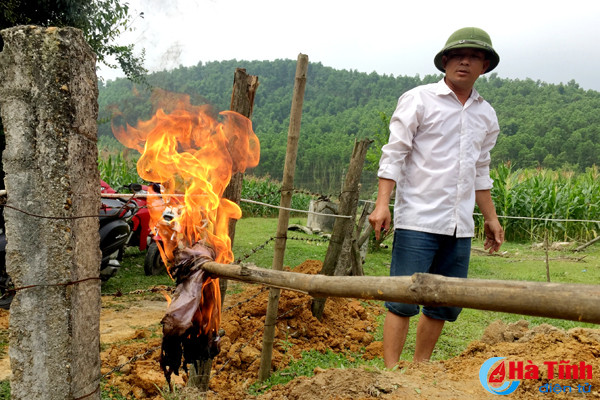 cac chuyen gia len phuong an xu ly gieng nhiem dau o huong trach