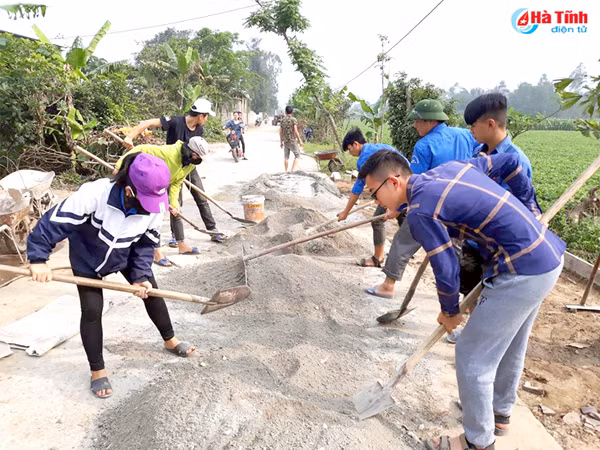 tu hao ngay thong nhat non song