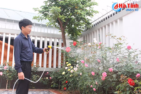 Lạc lối giữa vườn hồng "làm chơi, ăn thật" ở Hương Khê ảnh 21 Lạc lối giữa vườn hồng “làm chơi, ăn thật” ở Hương Khê