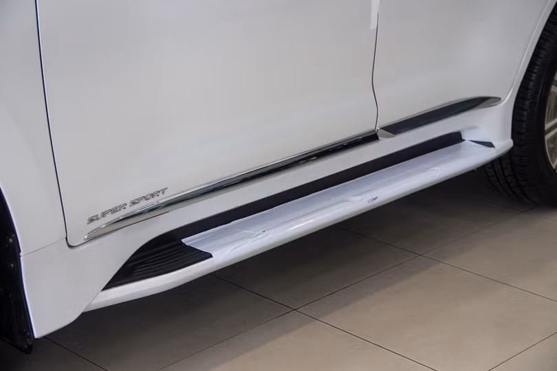 chi tiet lexus lx570 super sport gia gan 10 ty dong tai vn