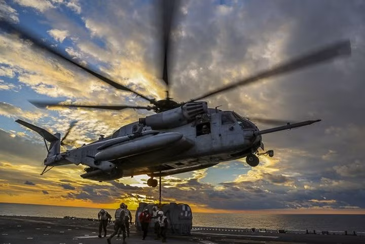 anh truc thang thuy quan luc chien my tham gia dien tap chien dau