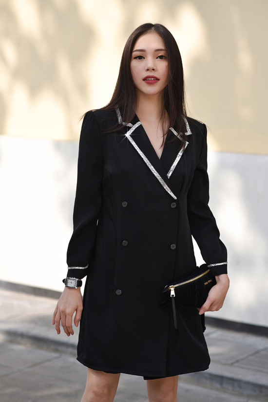 5 kieu trang phuc xay dung net hien dai cho nang van phong