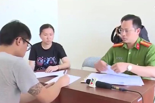 Tạm giữ nhóm người lừa bán đồ điện không rõ nguồn gốc với giá “cắt cổ”