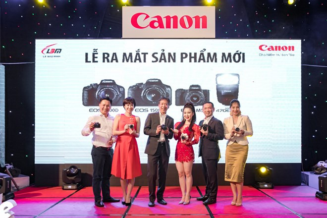 canon cung luc tung 3 mau may anh chien luoc trong nam 2018