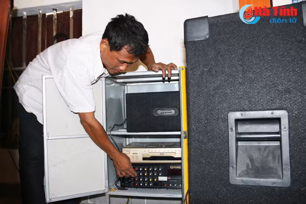 thong tu 09 ve sap nhap thon co can tro thuc hien nghi quyet 18