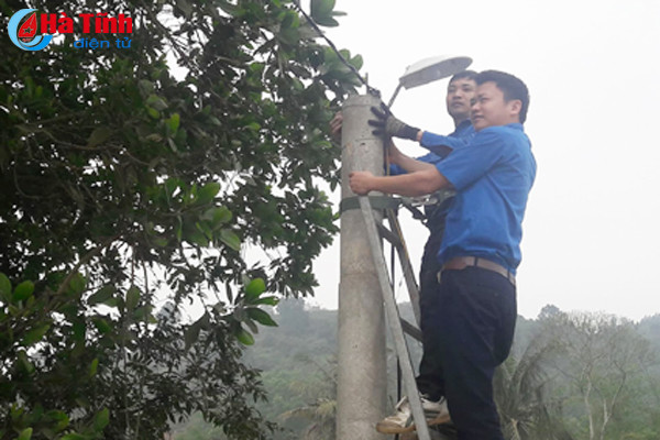 nghi cuoi tuan doan vien thanh nien lai ve lang giup dan xay dung ntm