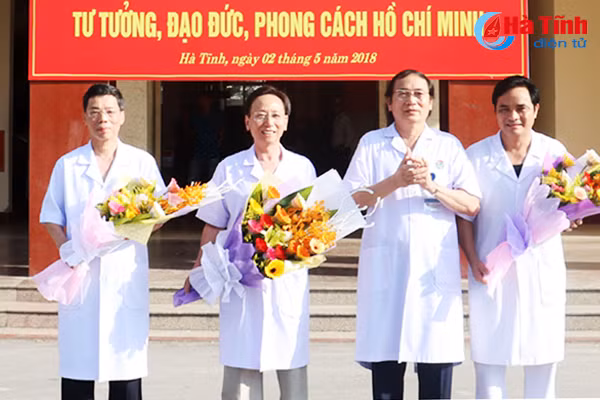 tuyen duong nhieu tap the ca nhan hoc tap va lam theo guong bac