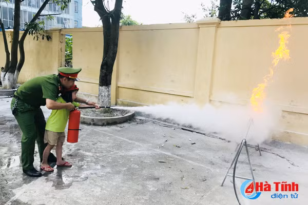 be mam non hoc cach thoat hiem khi co hoa hoan