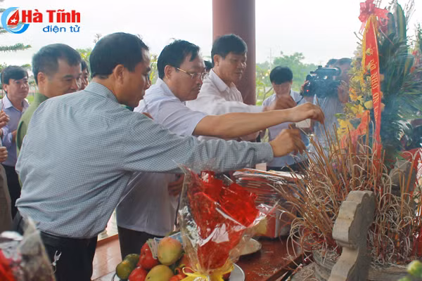 ky niem 50 nam ngay hy sinh 53 liet sy tai cau nhe