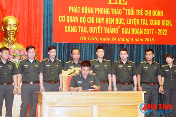 tuoi tre bien phong ha tinh thi dua xung kich quyet thang