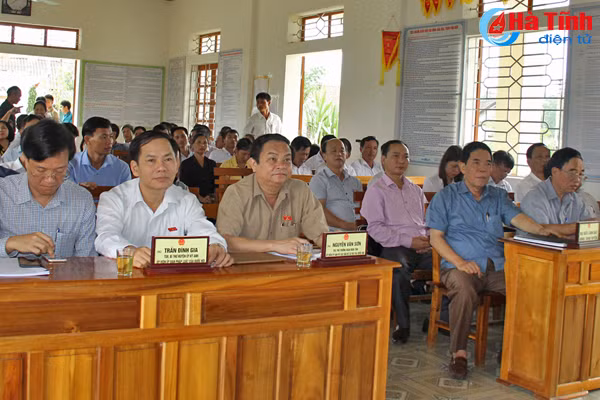 cu tri vu quang buc xuc truoc nhung bat cap trong giao dat giao rung