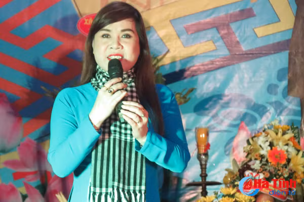 dac sac dem hoi tieng hat tu coi nguon