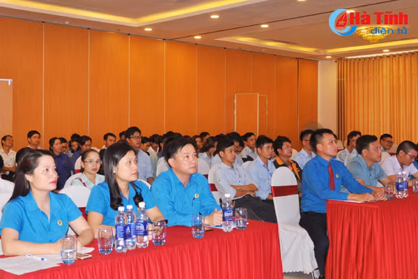 cong doan cac khu kinh te ha tinh ton vinh 23 lao dong gioi