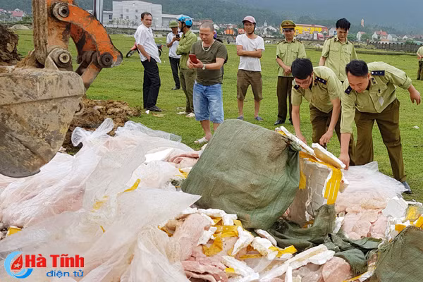 tieu huy 5 000 kg nam vu lon khong ro nguon goc