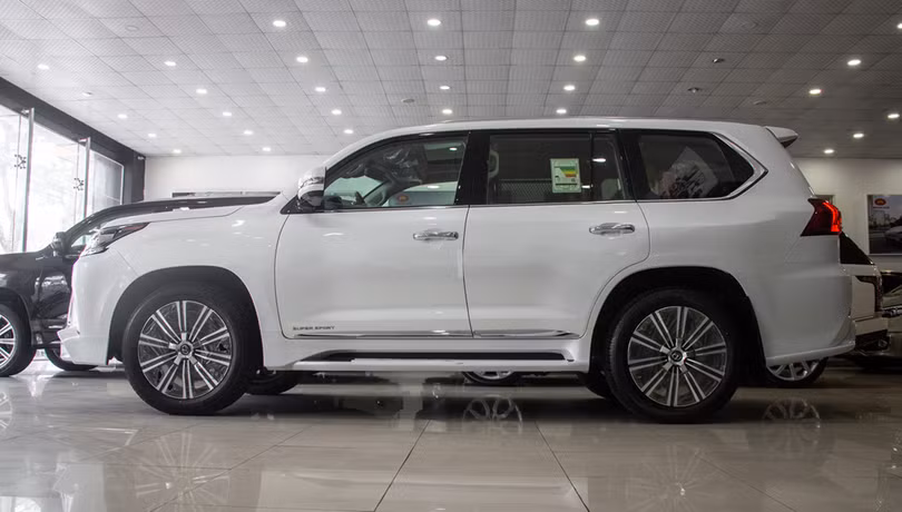 chi tiet lexus lx570 super sport gia gan 10 ty dong tai vn