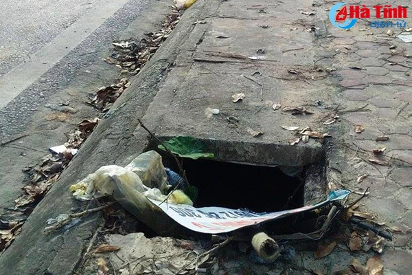 ho ga mat nap bay nguoi tham gia giao thong