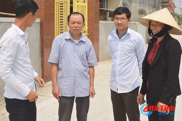 9x 4 trong 1 o to dan pho hau den