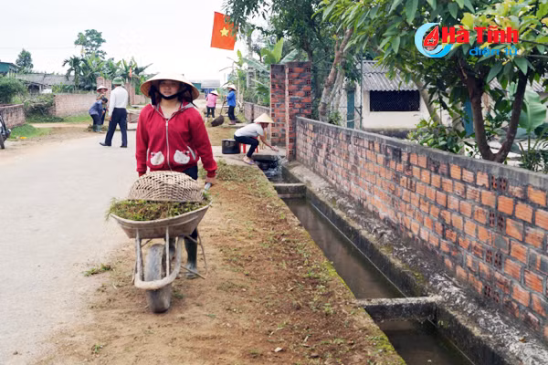 nong dan cam due ho hoi gop suc xay dung nong thon moi